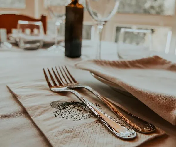 A Veiga Hotell Samos